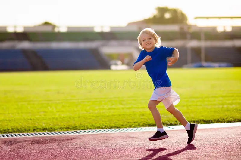 斯卢茨基：对手核心球员我们限制得不是特别好，给了很多机会